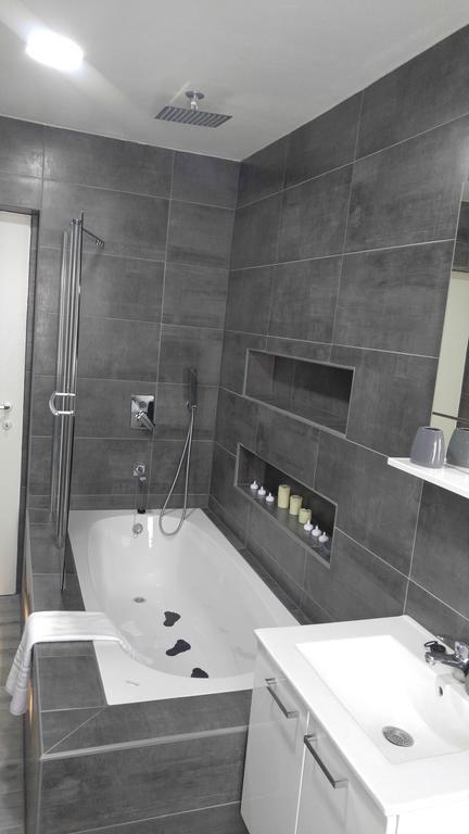 Apartments Lara - Split Croatia Pokoj fotografie